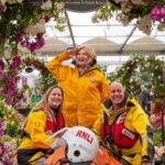 Anthea Turner Instagram - Few pictures here to show you one of my big reasons for popping over to @rhschelsea this year. It was to help champion rose breeder Ian Limmer of @peterbealesroses launch his new baby. This beautiful cluster rose called ‘With Courage’ will help raise ‘hopefully’ around 40k for the @rnli As you know, Blue Peter has a long history of support for the RNLI During my time on the show I took part in many of their training exercises, so many in fact I had my own uniform!! 30 years later I wore it proudly again and for the last time as I’ve donated it compleat with badges to the RNLI Museum in Tenby Pembrokeshire - The place aged 6 with Dad I watched my first launch. It’s not there yet but when it is I’ll feel very proud 😊 Obviously the BP fam were also there to help and just great to be with @lindseyjrussell and @missjanetellis Also a delight to meet another supporter @joannascanlanofficial 🎭 What a team !!🌺🌺🌺🌺