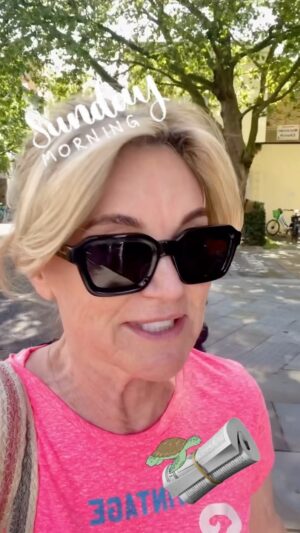 Anthea Turner Instagram - So excited to see our family trip to The Galapagos making the front page of the Sunday Times Travel section 🗞️🐢

After Birthday celebrations - THANK YOU for your good wishes - Finally sitting down with a v big coffee to read all about our trip of a lifetime !! 

Dad went aged 91 and returned at least 81 !! 👍👌☺️ 
Think we found Shanghai as well as a few Tortoises 🐢 🇪🇨 

Spent his spent his life reading The Times and does the crossword everyday without fail 🖊️ 🫶

Thanks cousin Roger Dean for all your amazing research  with @ancestryuk 🧐 

@ecoventura_galapagos 
@abercrombiekent 
@thetimes
@timestravel 
@olismithtravel 
@wendy_turner_webster 💋💋💋