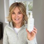 Anthea Turner Instagram – Now you know I love a good tip, this one is from my friend @kellysimpkinclarke founder of @wekindlondon as a hairdresser she knows how to get that salon shine we all so desperately want. If like me you are always rushing though a hair wash, we’re missing a trick. Watch this video and see how Kelly tells us it’s all about that double wash! Trust me, after watching this, you’ll never skip that second wash again.
The shampoo is part of her Rejuvenate range, perfect to help your hair through times when you need it most!
X