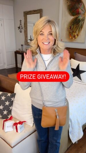 Anthea Turner Instagram - WINNER ANNOUNCED 🎁PRIZE GIVEAWAY 🎁

I am so excited to be teaming up with @Sarahharanuk, designer of my favourite bags, to bring you a giveaway worth £255!

The winner will receive an Ivy Crossbody bag from @Sarahharanuk. A bag that I love using- she can be restyled endlessly with a whole range of interchangeable accessories! 

PLUS my very own Balm 6 & Body 3 Gift Bundle - The miracle products I created after years of discovering what works and what doesn’t.

Here’s how to win:
🌟Make sure you’re following me and @sarahharanuk
🌟Then simply like this post to confirm your entry!

WINNER - @lynmc2022 

Good luck to everyone that enters! All the above will be checked before we choose a winner at random. Competition ends 17th December and winner will be announced on the 17th on this post.

This giveaway is not affiliated or sponsored by Instagram or Facebook.