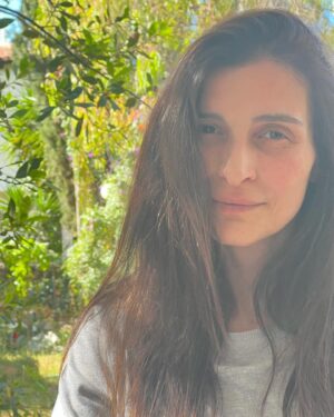 Antigone Kouloukakos Instagram - #mood Η ΓΗ ΤΗΣ ΕΛΙΑΣ ολοκληρώνοντας την 3η σεζόν κ ανυπομονώντας για την 4η σεζόν.
Σε σενάριο Βάνας Δημητρίου κ σκηνοθεσία  @georgiou82 @megatvcom ♥️🌿🙏🏼

#antigonekouloukakos
#tomegatokalo
#actorslife
#gitiselias 
#season3