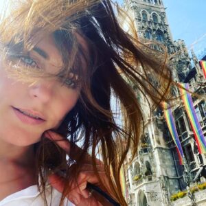 Antje Traue Instagram - L.i.v.e.  #rainbow #summer #today will not come back