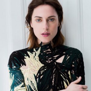 Antje Traue Instagram - Mein Körper war ein stummer Schrei, mein Herz schlug, als könnte es sprechen. Fernando Pessoa. #alarmstuferot #rettetdiekultur #rettetdiekinos #rettetdietheater #kindnessmatters #ohnekunstwirdsstill #ohnekunstundkulturwirdsstill