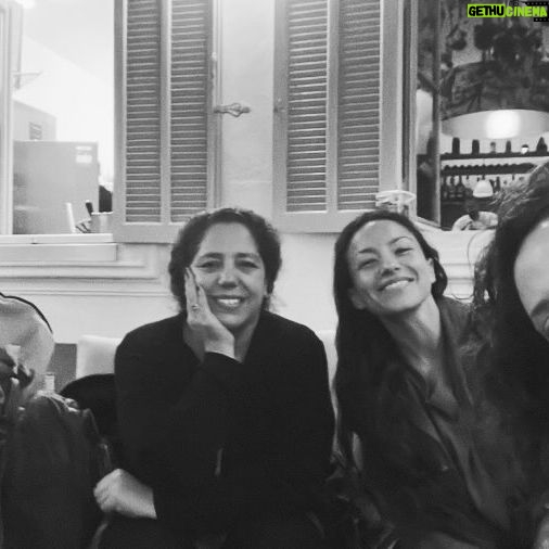 Antonia Giesen Instagram - Algunas de las geniales nenas de Los Hiperb贸reos 馃珋 @moffatvaras @catavergara_a @nat.medinaleiva