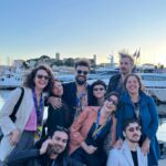 Antonia Giesen Instagram - 1. Bolaño y Los Hiperbóreos en la playa de Cannes. 2. Un director asiste a la actriz para que esté cómoda. 3. Un equipo muy feliz en medio de todo este escenario algo rimbombante, algo real y algo plástico a la vez. 4. El glamour siempre está con nosotros. 5. El tonteo también. 6. Paseamos. 7. Tomé. Tomé, tomo, tomando. 8 y 9. La fraternidad. 10. El silencio en medio de todo el ruido.