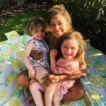 Antonia Thomas Instagram – Smothering auntie 🧡