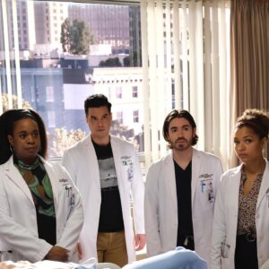 Antonia Thomas Instagram - It has been a privilege and pleasure to play Claire Browne and to be a part of such a wonderful show, working with such brilliant people. 
You couldn’t ask for a nicer work family than the @thegooddoctorabc @sptv cast and crew and I feel so lucky to call you all my friends. 

Thank you so much to the incredible fans who have been unwavering in their support- it has been so appreciated over the years.
I’m sad to leave but also excited for this next chapter. Wishing my @thegooddoctorabc family the very best for Season 5. Much love to you all. ❤️❤️❤️
“Venga, Vamos!” 😉