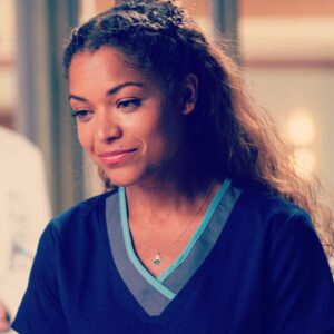 Antonia Thomas Instagram - It has been a privilege and pleasure to play Claire Browne and to be a part of such a wonderful show, working with such brilliant people. 
You couldn’t ask for a nicer work family than the @thegooddoctorabc @sptv cast and crew and I feel so lucky to call you all my friends. 

Thank you so much to the incredible fans who have been unwavering in their support- it has been so appreciated over the years.
I’m sad to leave but also excited for this next chapter. Wishing my @thegooddoctorabc family the very best for Season 5. Much love to you all. ❤️❤️❤️
“Venga, Vamos!” 😉