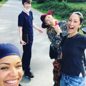Antonia Thomas Instagram - That is a wrap on season 4 of @thegooddoctorabc 🌟🌟 What an incredible year. With the most Incredible people. I couldn’t feel luckier to be a part of this show and a part of this wonderful work family.  Along with an amazing cast, we are blessed with a phenomenal crew- so hard working, so wildly talented and kind and without whom we would not be able to make this show. Despite the many hurdles of filming in a pandemic they worked even harder to keep us all safe covid wise, dedicating extra time and energy and hours and patience and talent so that we could complete this season. I’m incredibly proud and humbled to know you all. Cast, crew, creators. Good Doctor family. Thanks for an amazing season. ❤️❤️❤️ @thechristinachang_ @fionagubelmann @willyunlee @noahegalvin @briasamone @paigespara @hillharper @shorez @gooddrwriters @sptv