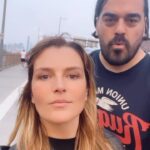 Antonija Blaće Instagram - Ono kad ne okines ni jednu fotku kipa slobode pa se snalaziš 😂 #travel #ny #couple #antonijablace #statueofliberty #manhattan #fun