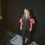 Antonija Blaće Instagram – Instagram vs reality 🤓 

Gledate @superstarcroatia?

Hair: @mijomajhen 
Makeup: @jlstylebeauty 
Styling: @jtudorbevanda 
Outfit: @kriedesign 
Accesories: @swarovski_retailer_detemporehr