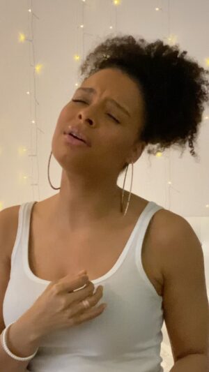 Antonique Smith Instagram - 🙏🏾☦️ On this special day, here's a little song to remind us how great God is. 🙌🏾Sending you love and praying this post finds you safe and healthy. ❤️ #HappyEaster #Easter #resurrectionsunday 
#HowGreatThouArt #quarantinetunes