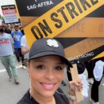 Antonique Smith Instagram – Yesterday was much needed for my spirit. Marching and rallying alongside my fellow actors in solidarity with the writers was really beautiful and inspiring. And I’ll have this same feeling Sunday at the NYC Climate March! The foundational issue in both fights is corporate greed. 💔 We will fight till we win. ✊🏾❤️ 

#SagAftraStrong #SagAftraStrike #Power2Performers #PowerToThePeople