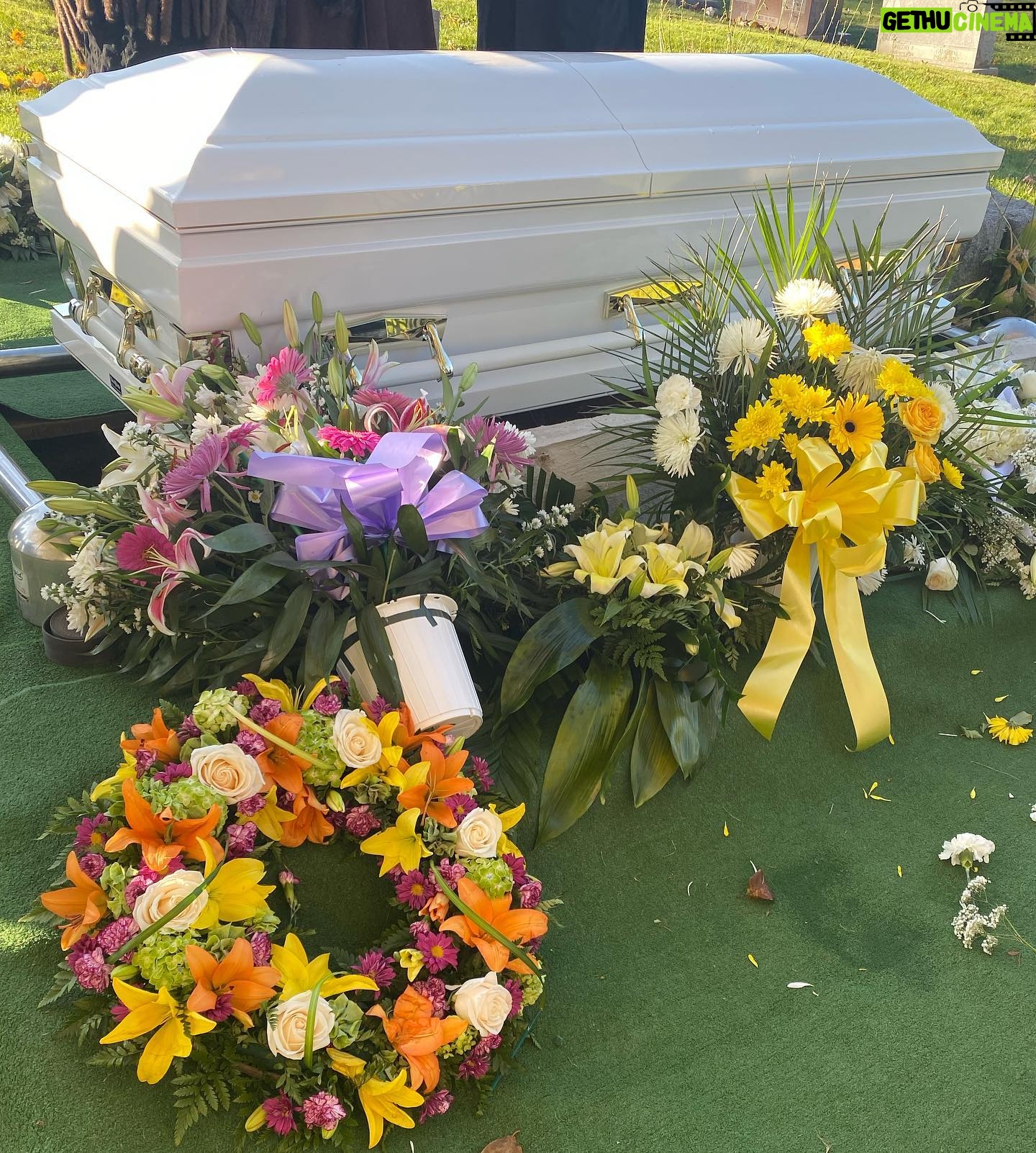 Antonique Smith - 3.6K Likes - We said goodbye to my grandma, Dobie Smith, on Friday. šš It was a beautiful service for a special lady!! Her nickname was "Shine". ⨠And she shined so bright that the amazing mayor of East Orange announced at the funeral that the street she lived on (Hollywood Ave.) will be named after her!!!! šš¾ She loved unconditionally and somehow made everyone feel like they were her favorite...she made everyone feel special!! ā¤ļø She had 10 kids and a million grands, great grands etc. Lol My dad was her 8th kid. Me, my mom and sis wore matching dresses cause grandma always wanted the family to look sharp! š„°
I will miss her so much. My new angel in heaven, reunited with grandpa. #RIP Shine. ššššš¾ā¤ļø