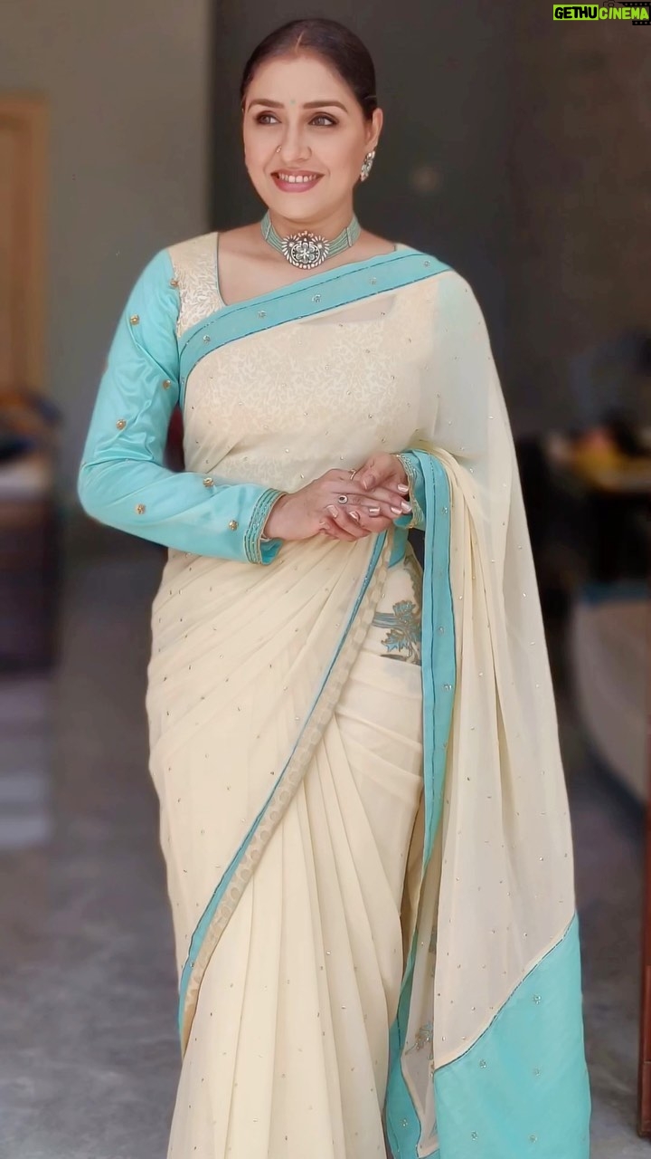 Anu Prabhakar - 1.9K Likes - Nan amma superstar, working with @anu.p.mukherjee mam
@makeover_bysunil