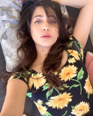 Anuja Joshi Instagram - 🌞🌸