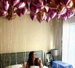 Anuja Joshi Instagram - Same time next year? 🎈 🎂