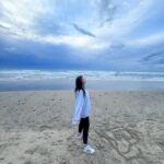 Anuja Joshi Instagram - 🥶 🌊