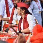 Anuja Sathe Instagram - कलावंत ढोल पथक,पुणे @anujasatheofficial @kalaawantdholpathak #kalavantdholtashapathak #ganpati #ganpatibappamorya #ganeshchaturthi #pune #punecity #puneganeshfestival #puneganeshfestival #bhausahebrangari #maharashtramaza #mahatashtra_ig #unlimitedmaharashtra #dhol #dholtasha #punedhol #marathiindustry