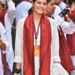 Anuja Sathe Instagram - कलावंत ढोल पथक,पुणे @anujasatheofficial @kalaawantdholpathak #kalavantdholtashapathak #ganpati #ganpatibappamorya #ganeshchaturthi #pune #punecity #puneganeshfestival #puneganeshfestival #bhausahebrangari #maharashtramaza #mahatashtra_ig #unlimitedmaharashtra #dhol #dholtasha #punedhol #marathiindustry