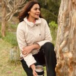 Anuja Sathe Instagram - दूर कहीं पहाड़ों मे… 🙋‍♀️🙋‍♀️🏔️🏔️