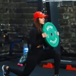 Anuja Sathe Instagram - What doesn’t kill you makes you stronger ✌️💪💪 #gainmuscle #buildmuscle #gymgirl #gymmotivation @atenxsportswear @atenxstudio
