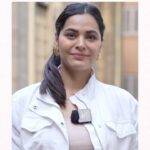 Anuja Sathe Instagram - अनुजा आणि हृषिकेशसुद्धा येणार आहेत, तुम्हीही येणार ना? #FirodiaKarandak2024 #Firodia #50Years #Punecity #Beingpunekar #Firodiaalumni #Theatre #Drama #Setdesign #PuneTheatre #TheatreCompetitions #Art #Artists #ArtistLife