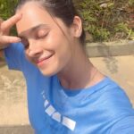 Anusha Hegde Instagram - ⭐️⭐️⭐️⭐️⭐️⭐️ DETAN FACIAL One solution that will surely brighten up your skin and instantly remove dullness and sun tan... Get that extra glow and smooth skin by doing the advance detan facial ...now available at eloraa clinic with very affordable price🎊🎊 🎀Exfoliates dead skin 🎀Removes Sun tan 🎀Instant glow & brightness 🎀No more Whiteheads/blackheads 🎀Tighten & Firms skin 🎀Boost blood circulation and collagen 🎀Unclogs pores #skincare #smoothskin #medifacial #detan #detanfacial #vitc #skincare #instantglow #skinrejuvenation #nomakeuplook #nofilterskin #glowingskin #hydratedskin #instantresults #microdermabrasion #suntan #crystalclearskin #facemask #tanremoval #skinclinic #eloraacliniq @dr_chandhini @eloraacliniq For appoitments contact: @deepaaravinthan ☎9789989898
