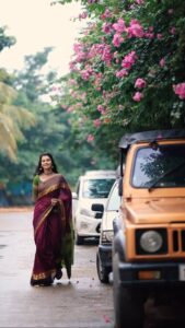 Anusha Hegde Instagram - The love fo this bgm never ends ❤️❤️⭐️⭐️⭐️⭐️⭐️⭐️ Saree: @music_is_why_we_have_ears Pc: @vijay.silvan Jewellery: @new_ideas_fashions Hairdo: @mahi_hairdo
