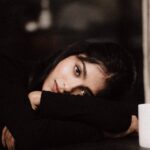 Anusha Viswanathan Instagram - Watching life unfold. 🌹 . . . 📸: @subhankarb_photography #life #mood #sepia #retro #grain #love #black #hope #blank #canvas #fashion #aesthetic #instablogger #fashionblogger #musings #growingolder #throwback