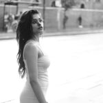 Anusha Viswanathan Instagram - “Story of a romance torn apart by fate…” . . . 📸: @frames_unfiltered . . . #timeless #blackandwhite #vintagevibes #swiftie #swiftcoded #taylor #fashion #monochrome #aesthetic #fuji #love #loss #heartbreak #nofilter #unedited #raw #travel #wanderlust #missing #throwback #storyteller #imjustagirl #fashionblogger #travelblogger #actor #august