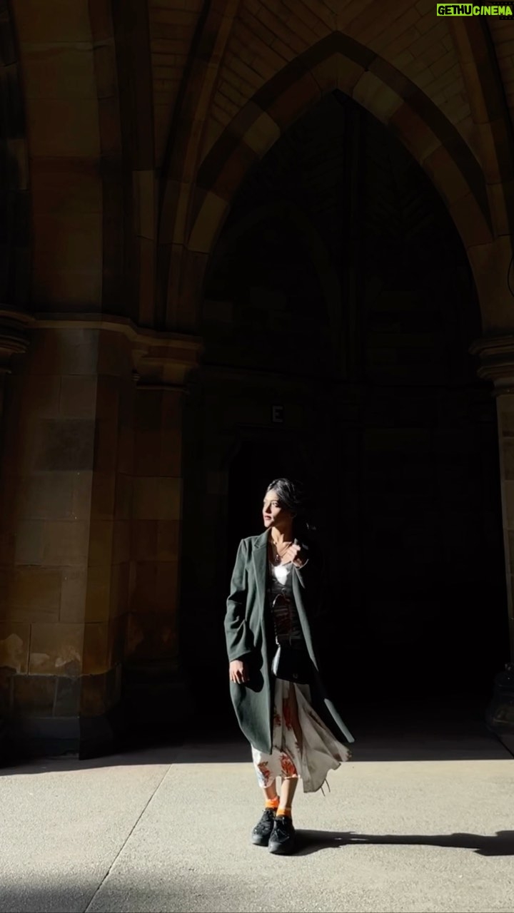 Anusha Viswanathan Instagram - Always dreaming. Sometimes living them. π€ . . . #love #travel #dreams #throwback #billieeilish #scotland #summer #majormissing #aesthetic #hogwarts #oldworld #windy #happy #memories #fashion #sunlight #sunkissed #wanderlust #travelblogger #instablogger