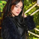 Anusha Viswanathan Instagram - Only wild witchy vibes for @t2telegraph ‘s 17th birthday!!! . . . @alokekumarsinghofficial thanks for the amazing outfit! Hair: @rumpa7253 💙 Make up: @subratamakeupartist 💗 . . . #black #blackismyhappycolour #love #hope #happy #dark #witchy #theme #dressedup #love #feather #leather #mood #kohleyes #aesthetic #party #birthday #fashion #fashionblogger #instablogger