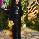 Anusha Viswanathan Instagram - Only wild witchy vibes for @t2telegraph ‘s 17th birthday!!! . . . @alokekumarsinghofficial thanks for the amazing outfit! Hair: @rumpa7253 💙 Make up: @subratamakeupartist 💗 . . . #black #blackismyhappycolour #love #hope #happy #dark #witchy #theme #dressedup #love #feather #leather #mood #kohleyes #aesthetic #party #birthday #fashion #fashionblogger #instablogger