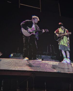 Anusha Viswanathan Instagram - Reading Festival Dump! 🩵💜💙
We got the clouds, the wind, the rain and the sun! 
What a day full of good vibes, music and magic. 
My feet were dead by the end of it but this festival was a bucket-list tick for sure! 💗
Thank you @ananyamusib for the best company. ☀️💕
.
.
.
#readingfestival #musicfestival #musiclover #travel #love #fashion #festivalfashion #happy #bucketlistadventures #mood #wanderlust #black #nosering #billieeilish #hotmilk #tomodell #imaginedragons #travelblogger #lifestyleblogger #moodblogger
