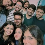 Anusha Viswanathan Instagram - Puppy Love. 🩵 . . . #birthday #happiness #moments #memories #joy #love #birthdayscenes #warmth #hope #magic #fashion #aesthetic #aesthetics #laughter #mypeople #grateful #birthdaydump #sareelove #bengali #petfriends #doggolove #cattolove #sareenotsorry #instablogger #lifestyleblogger