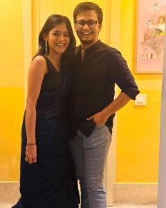 Anusha Viswanathan Instagram - You can't beat us, black and blue!🖤💙 শুভ মহাঅষ্টমী❤️ Picture: @p.d.gupta 📸 @anusha1902 #pujo2023