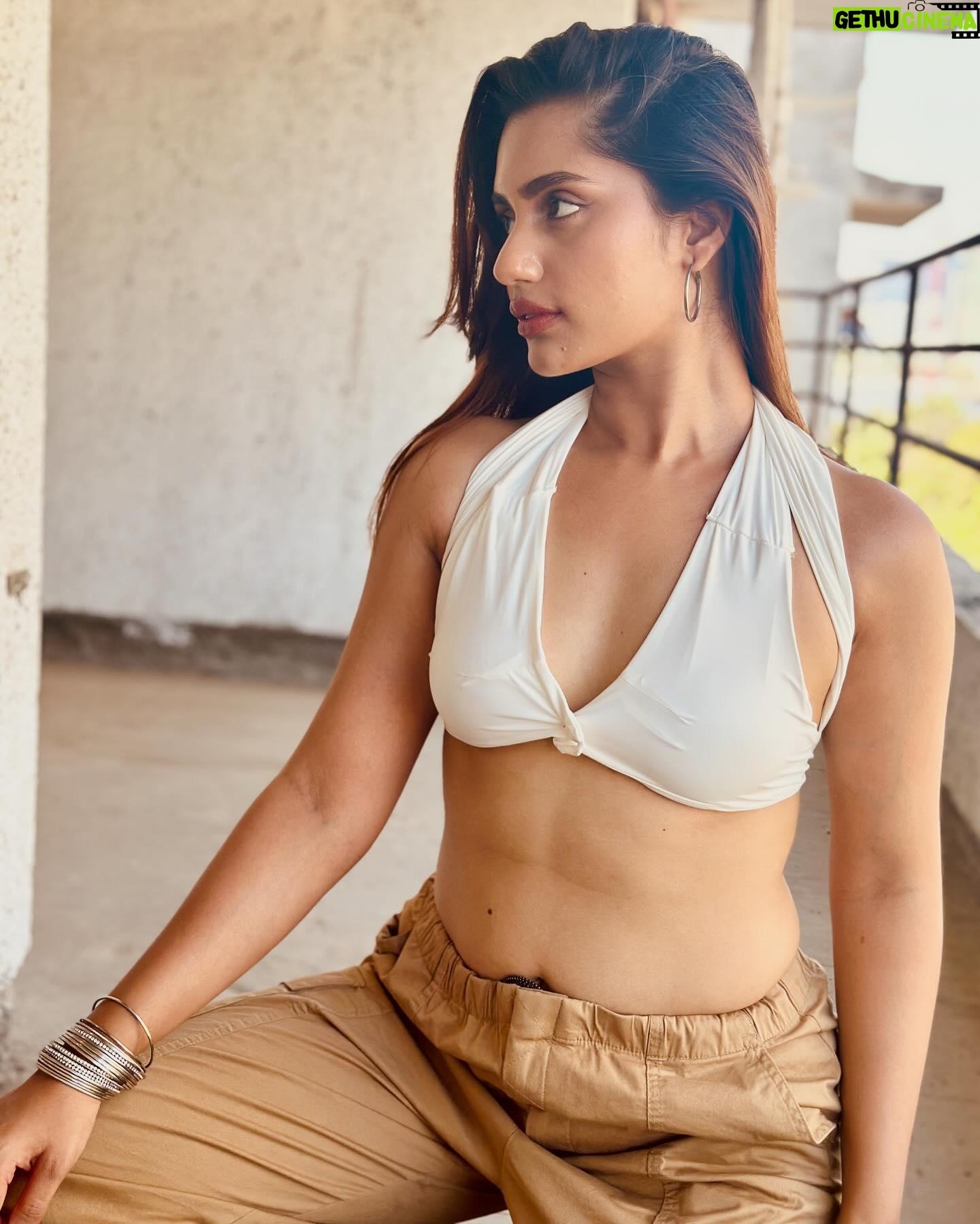 Anushka Luhar - 6.7K Likes - Made you look, twice šŖļø