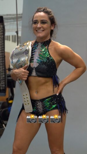 Aoife Cusack Instagram - Welcome to the champ life, @real_valkyria 🤩