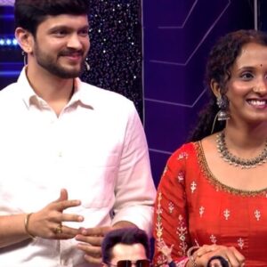 Aparna Narayanan Instagram - அடடே இவ்வளோ advantage இருக்கா 😉😅

#JodiPura with Aparna & skanda and Abhilash & Manasa Fun Filled Episode Streaming Now on Mediamasons YouTube Channel 🕊️👩‍❤️‍👨

#MediaMasons #Couplegameshow #Kuraishi #benefits