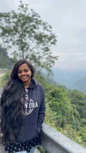 Aparna Narayanan Instagram - Waking up to this beauty in Ooty ❤️

#ooty #travel #weekend #singer #aparnanarayanan