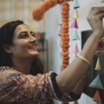 Aparna Ghose Instagram – #Documenting_Bangladeshi_Wedding 
 
Have a look…

❤️ ChitroGolpo – চিত্রগল্প
