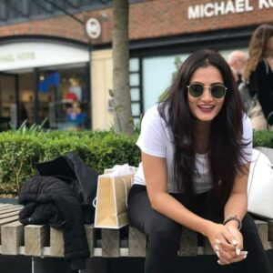 Aparna Ghose Instagram - #london #Portsmouth #shopping  #holidaymood...