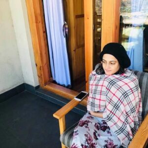 Aparna Ghose Instagram - এ কেমন শুন্যতা,কান পেতে শুনছি আমরা #মোহ
