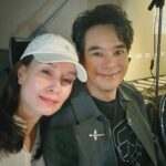 Apasiri Nitibhon Instagram - หนูโตมากับเพลงพี่ๆเค๊าาา😊😁เป็นช่วงวัยที่มีความสุขกับเพลงของทุกๆคนเลยจริงๆค่ะ👏🏼👍🏼 💯♥️ ขอบคุณแทนคนฟังทุกคนด้วยนะคะ🥰พวกเรามีความสุขกับสิ่งที่พวกคุณทำ😊♥️💯 #ตัวพ่อตัวแม่ตัวมัมตัวมารดา 🙏🏼🎤😊 #grammyrshit100concertvol2