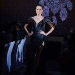 Apasiri Nitibhon Instagram - 💎JUBILEE DIAMOND 💎 CELEBRATING 95th ANNIVERSARY OF THE HOUSE OF EXCELLENCE 💍🥳 #jubileediamond #thehouseofexcellence #95thanniversary #เดินได้เดินไปนะอาภา😉 #🌌👧🏻