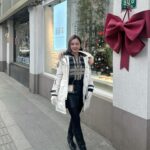 Apple Chan Instagram – Love winter Christmas 🩵
Merry Jolly Christmas!