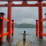 Apple Chan Instagram – Wonderful day trip exploring Hakone in 17seconds 
-Got a glimpse of Mt Fuji 
-Sat a cable car to Owakundani to see volcanic valley 
-Took a pirate ship to Lake Ashi 
-Took photo at the famous Hakone Jinja Shrine 

#solotrip #flyapplefly #japan #hakone #lakeashi #hakoneshrine #selfexploration