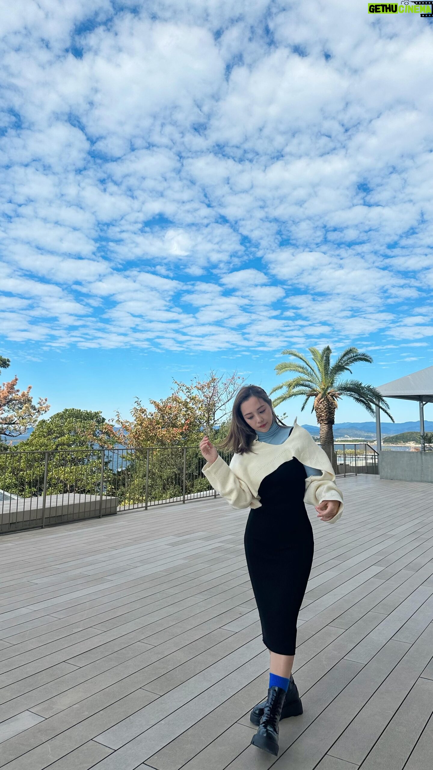 Apple Chan Instagram - Enjoy every moments you have because in life there’s no rewinds, only flashbacks