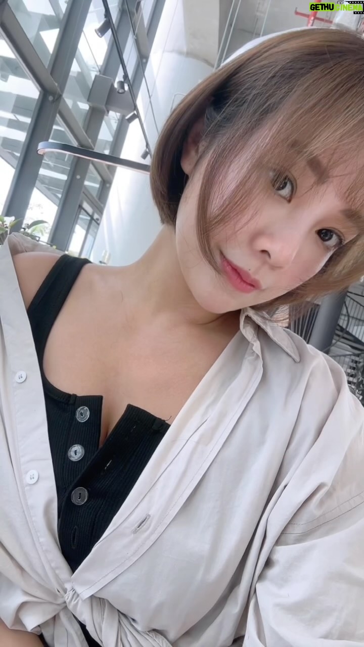 Apple Chan Instagram - A woman who cuts her hair is about to change her life